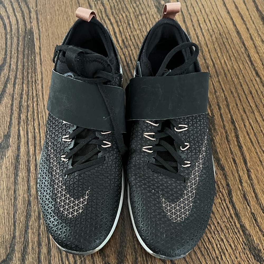 Women’s Nike Zoom sneaker